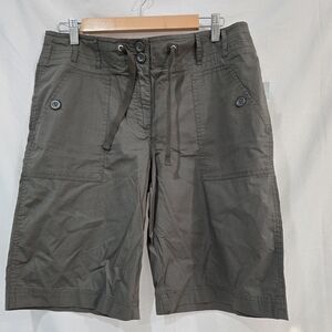 NWT Charter Club Women's Khaki Bermudas Size 8 Cotton